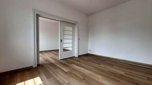 Foto - Wohnung zum Mieten in Crimmitschau 474,60 € 90.4 m²