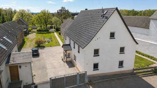 Foto - Haus zum Kaufen in Annaburg 135.000,00 € 210 m²