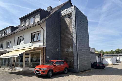 Foto - Haus zum Kaufen in Moers 343.000,00 € 187 m²