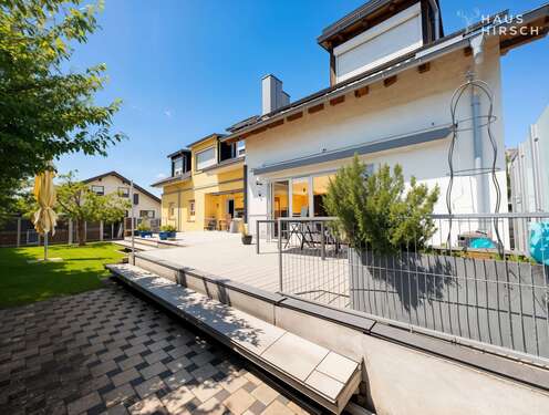 Foto - Haus zum Kaufen in Aidlingen 1.390.000,00 € 300 m²