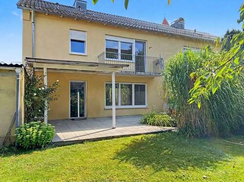 Foto - Haus zum Kaufen in Deggendorf 520.000,00 € 146 m²
