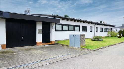 Foto - Haus zum Kaufen in Obersulm 340.000,00 € 86 m²