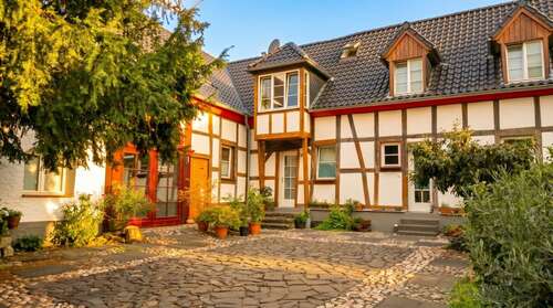 Foto - Haus zum Kaufen in Köln Porz 1.950.000,00 € 567 m²