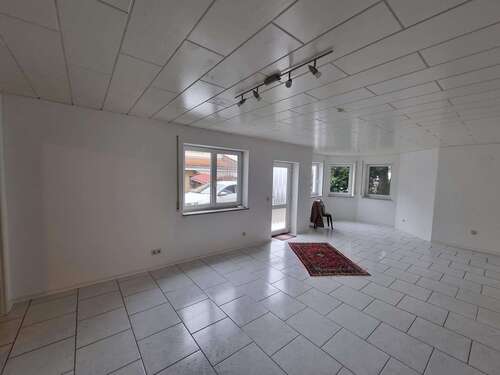 Foto - Wohnung zum Kaufen in Burgrieden 199.000,00 € 68 m²