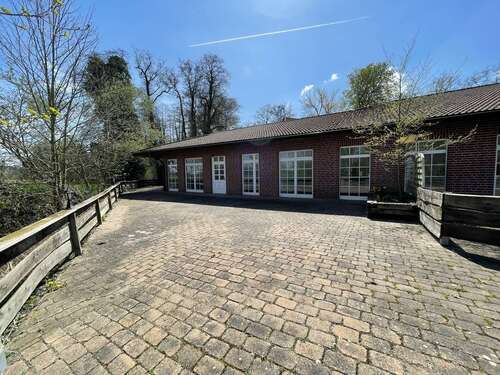 Foto - Wohnung zum Mieten in Neustadt a.Rbge. 890,00 € 124.86 m²