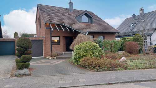 Foto - Haus zum Kaufen in Korschenbroich 649.000,00 € 150 m²