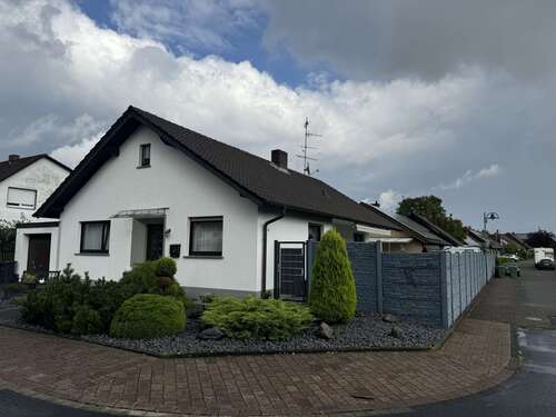 Foto - Haus zum Kaufen in Niederkassel-Lülsdorf 495.000,00 € 108.44 m²