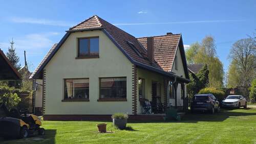 Foto - Haus zum Kaufen in Buddenhagen 350.000,00 € 185 m²