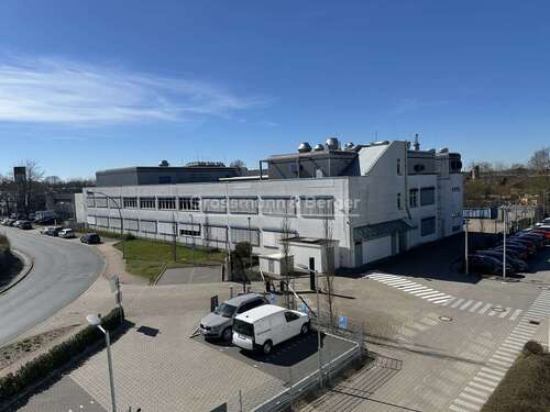 Foto - Halle in Reinbek 3.400.000,00 € 4679 m²