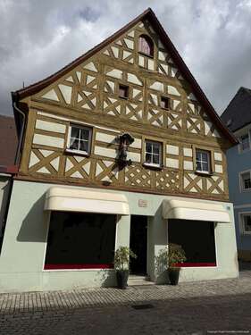 Foto - Haus zum Kaufen in Höchstadt an der Aisch 330.000,00 € 220 m²