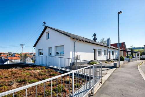 Foto - Haus zum Kaufen in Blaustein 1.155.000,00 € 450 m²