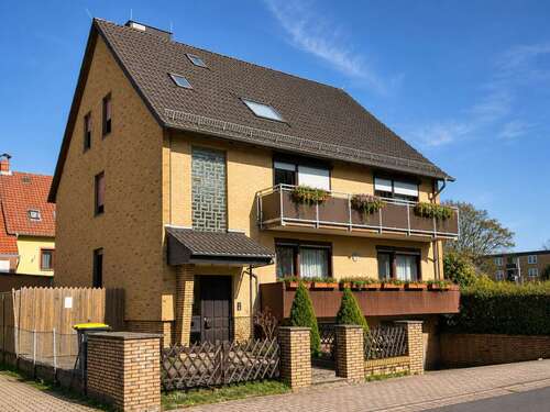 Foto - Haus zum Kaufen in Garbsen Berenbostel 545.000,00 € 275 m²