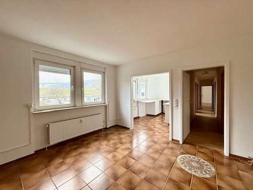 Foto - Wohnung zum Mieten in Siegen-Eiserfeld 2.052,00 € 171 m²