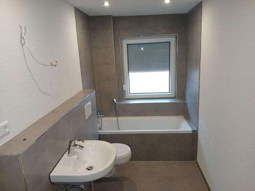 Foto - Wohnung zum Mieten in Venningen 1.350,00 € 140 m²