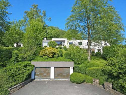 Foto - Haus zum Kaufen in Sundern (Sauerland) 675.000,00 € 250 m²