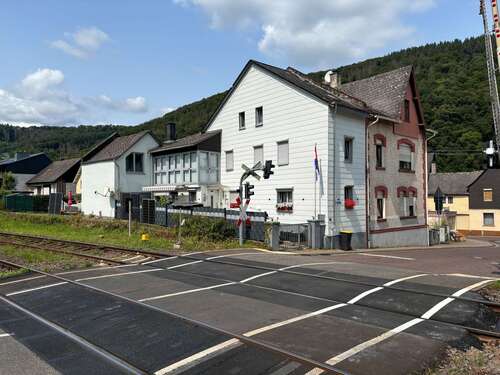Foto - Haus zum Kaufen in Nievern 135.000,00 € 112 m²