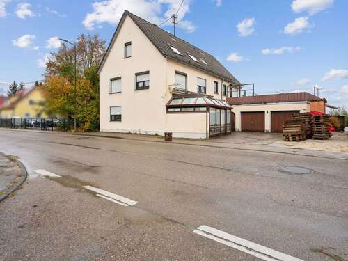 Foto - Haus zum Kaufen in Lauchheim 329.000,00 € 200 m²