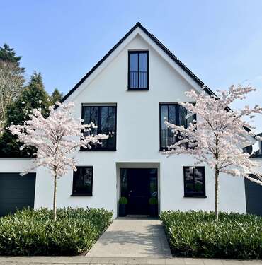 Foto - Haus zum Kaufen in Meerbusch 1.825.000,00 € 250 m²