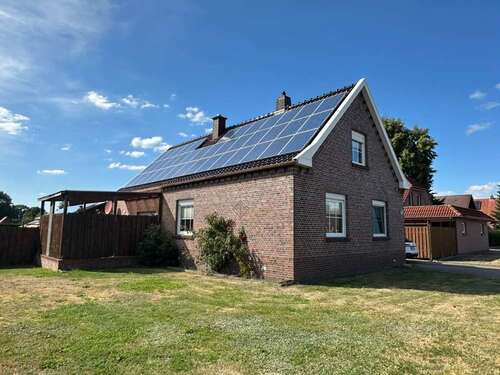 Foto - Haus zum Kaufen in Ostrhauderfehn 269.000,00 € 153.95 m²