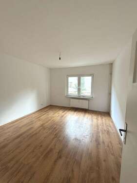 Foto - Wohnung zum Mieten in Duisburg 310,00 € 56.3 m²