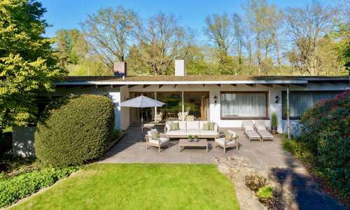 Foto - Haus zum Kaufen in Jersbek-Timmerhorn 1.290.000,00 € 292 m²
