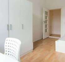 WG-Zimmer in Berlin 680,00 € 10 m²