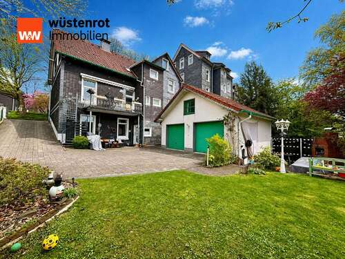 Foto - Haus zum Kaufen in Remscheid 399.000,00 € 274.14 m²