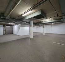 Halle in Berlin 2.490,00 € 220 m²