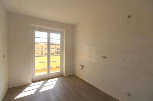 Foto - Wohnung zum Mieten in Magdeburg 409,57 € 58.51 m²