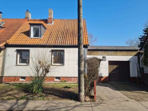 Foto - Haus zum Kaufen in Magdeburg 230.000,00 € 100 m²