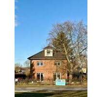 Haus zum Mieten in Blankenfelde-Mahlow 3.200,00 € 190 m²