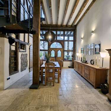 Foto - Haus zum Kaufen in Wöllstadt 550.000,00 € 250 m²