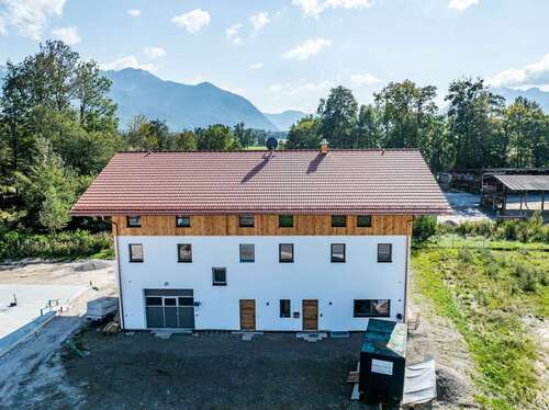 Foto - Büro in Übersee 850,00 € 68 m² - 850,00 EUR Kaltmiete, ca.  68,00 m²