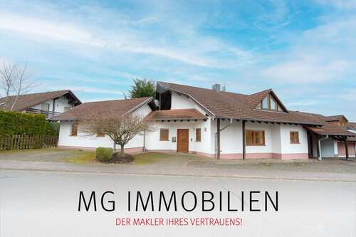 Foto - Haus zum Kaufen in Geiselberg 359.000,00 € 182 m²