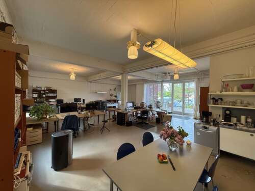 Foto - Büro in Köln 1.600,00 € 92 m² - 1.600,00&nbsp;EUR Kaltmiete, ca.&nbsp; 92,00&nbsp;m&sup2;
