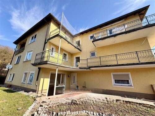 Foto - Haus zum Kaufen in Rödental 598.000,00 € 673 m²