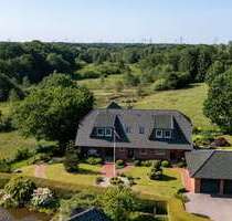 Haus zum Kaufen in Oeversee Frörup 986.000,00 € 347 m² - Oeversee / Frörup