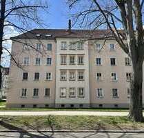 Wohnung zum Kaufen in Zwickau 65.000,00 € 64.6 m²