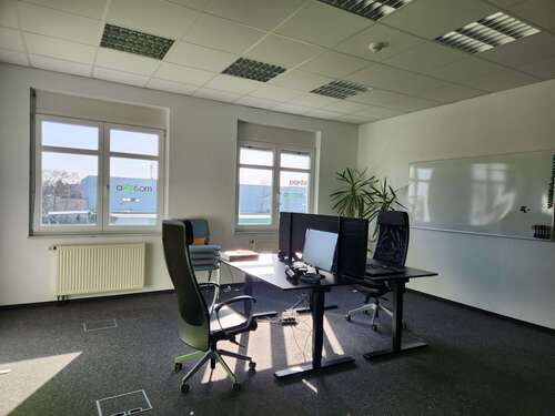 Foto - Büro in Bad Vilbel 1.509,20 € 137.2 m²