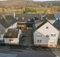 Haus zum Kaufen in Biebertal 298.000,00 € 182 m²