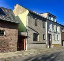 Haus zum Kaufen in Düren 258.000,00 € 90 m²