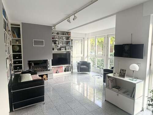 Foto - Haus zum Kaufen in Düsseldorf 950.000,00 € 215 m²