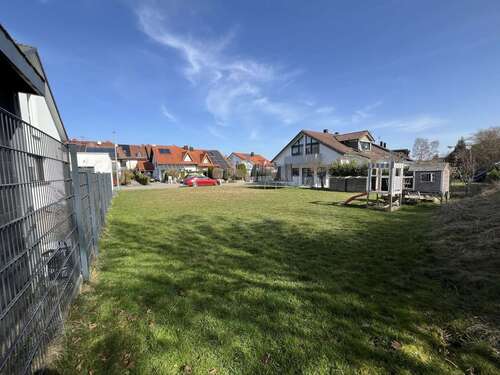 Foto - Grundstück zu verkaufen in Altdorf 470.000,00 € 522 m²