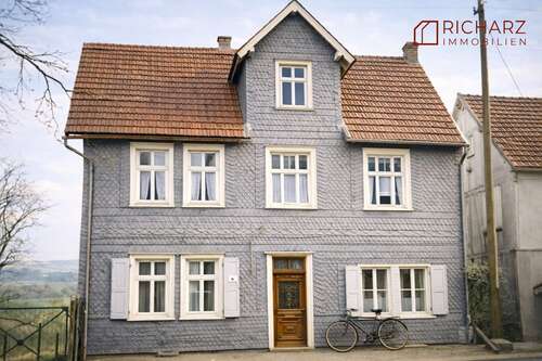 Foto - Haus zum Kaufen in Pracht 129.000,00 € 140 m²