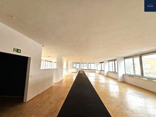 Foto - Büro in Stuttgart 3.611,00 € 314 m²