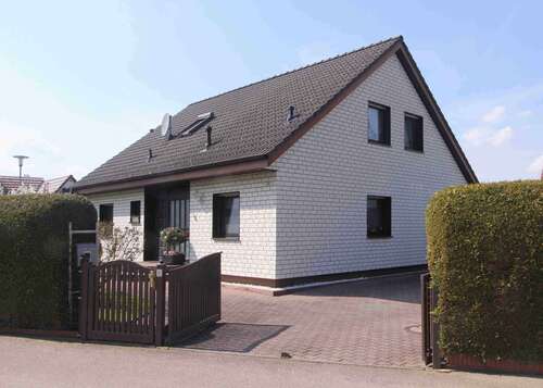 Foto - Haus zum Kaufen in Weißenfels 245.000,00 € 170.77 m²