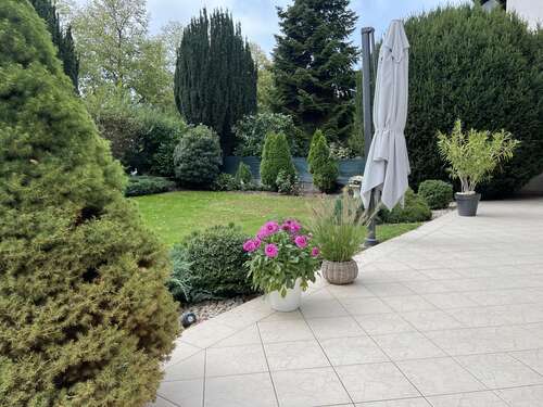 Foto - Haus zum Kaufen in Walldorf 796.000,00 € 218 m²