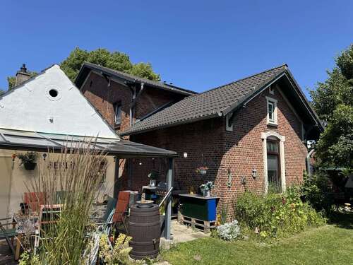 Foto - Haus zum Kaufen in Brodersdorf 695.000,00 € 368 m²