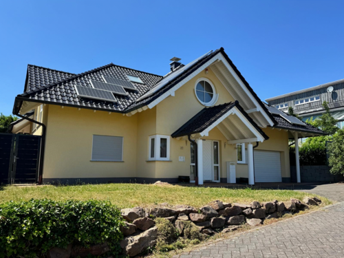Foto - Haus zum Kaufen in Montabaur 950.000,00 € 211 m²
