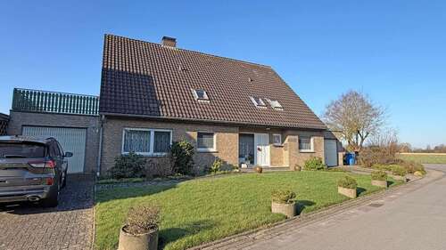 Foto - Haus zum Kaufen in Hamminkeln 365.000,00 € 200.01 m²